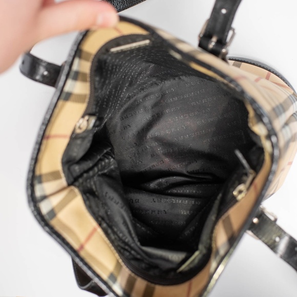 Burberry Nova Check Bucket Bag - Picture 6 of 8